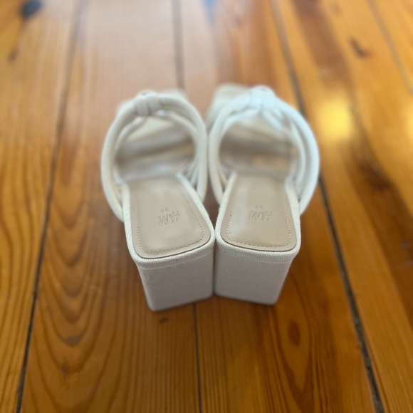 H&M Strappy Heeled Sandals - Picture 4 of 4